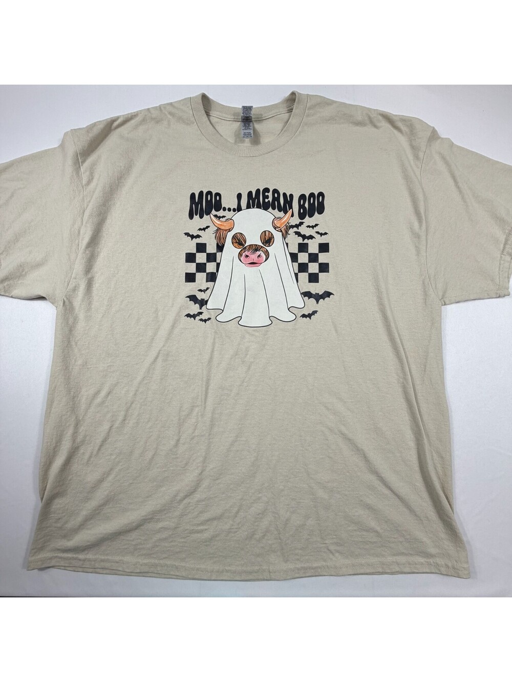 Gildan 3XL Beige T-Shirt with Halloween Cow Ghost Graphic